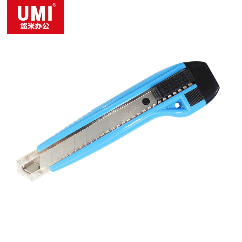 UMI/悠米 耐用型塑料美工刀 B02001B 大号 蓝 单位:把